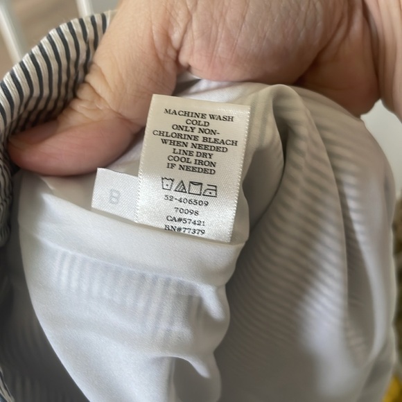 Ann Taylor Seersucker Skirt Sz 14 EUC - Picture 6 of 6